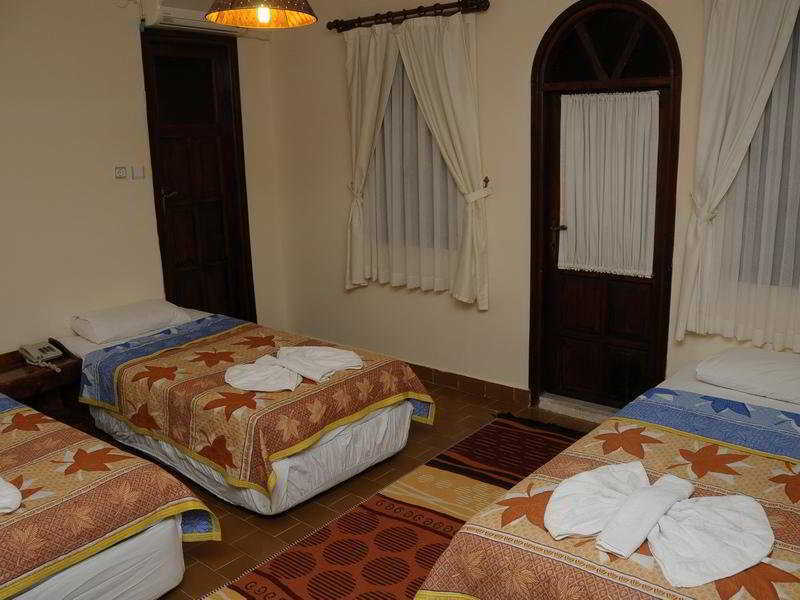 Og-Erim Hotel كوشاداسيه المظهر الخارجي الصورة