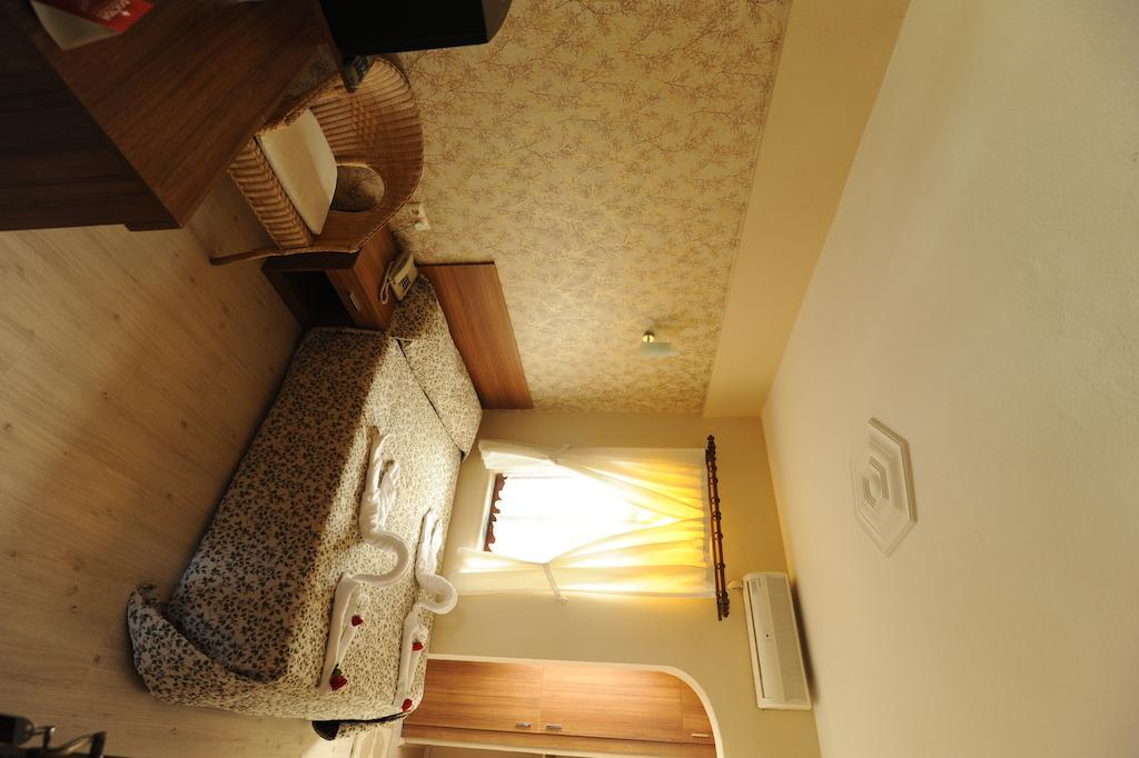 Og-Erim Hotel كوشاداسيه المظهر الخارجي الصورة