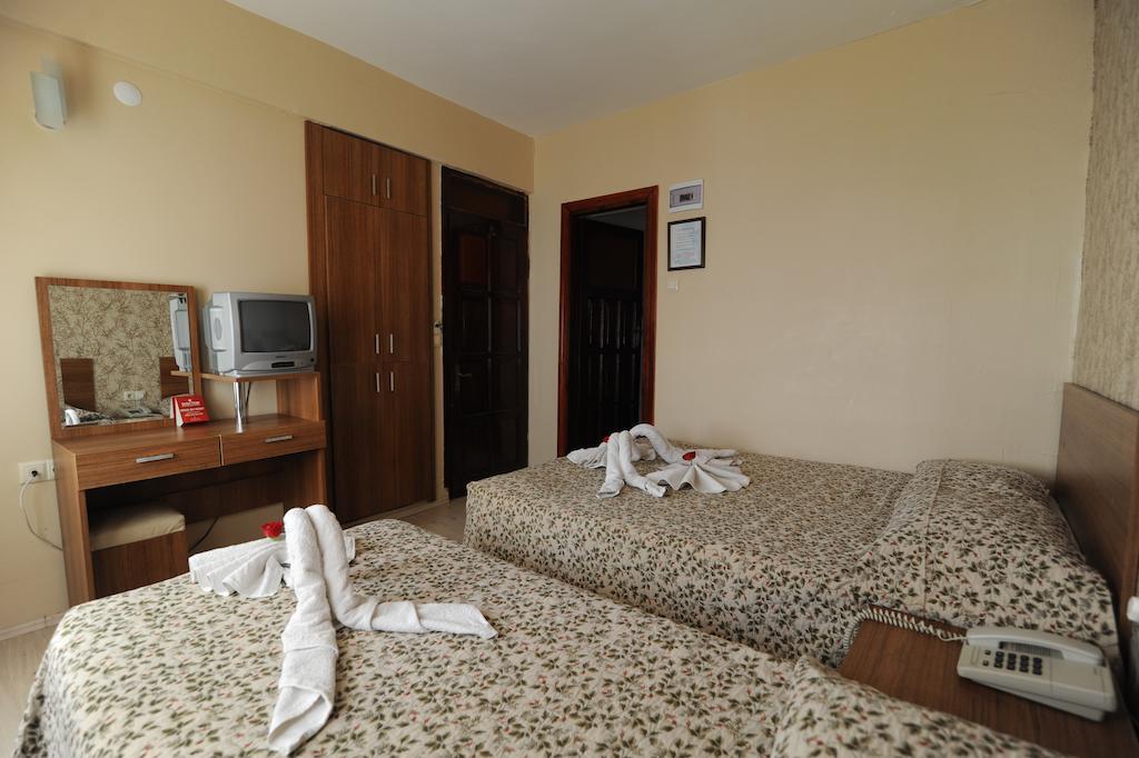 Og-Erim Hotel كوشاداسيه المظهر الخارجي الصورة
