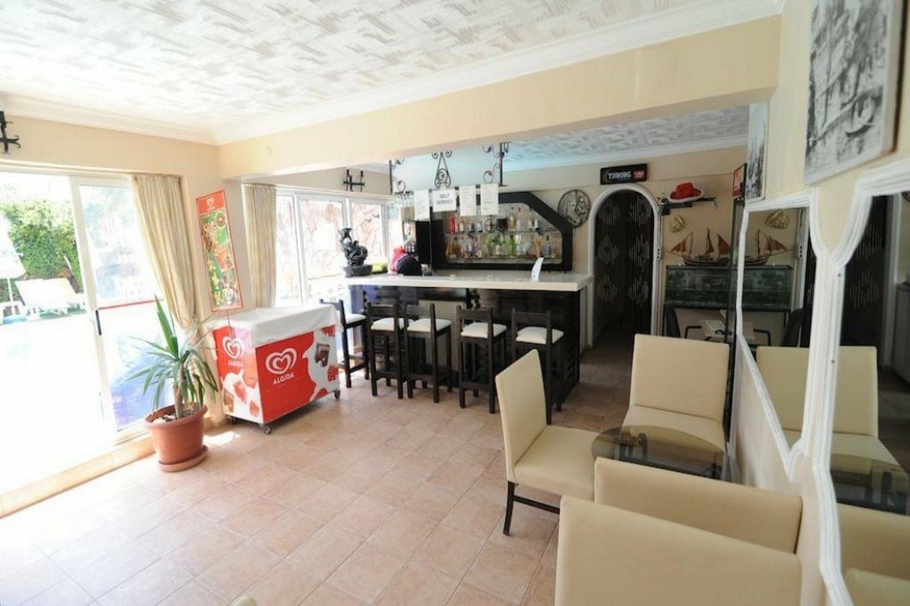 Og-Erim Hotel كوشاداسيه المظهر الخارجي الصورة