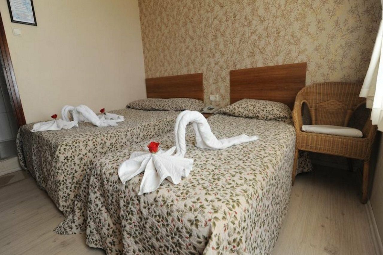 Og-Erim Hotel كوشاداسيه المظهر الخارجي الصورة